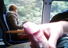 Cô có mái tóc sex o nhat ban dài, cúi thủ dâm