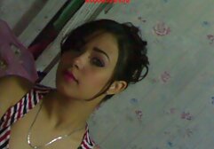 Annie, cho thấy một người tốt, sex của nhật bản bud giữa hai chân cô ấy