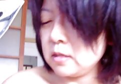 Hai cô gái hai lỗ sex bu vu sua nhat ban